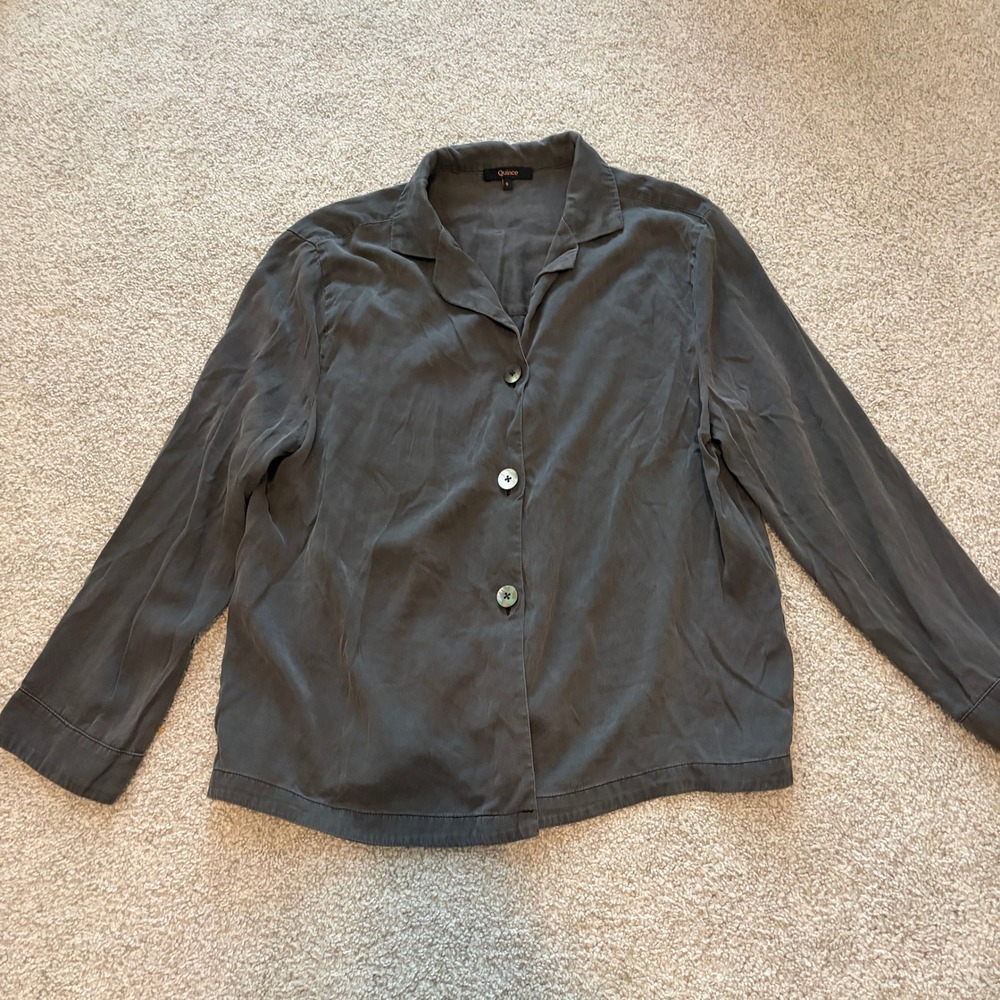 Quince 100% Washable Silk Pajama Top Womens S Gray Long Sleeve Button Up